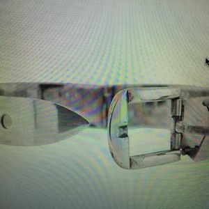 ISO- VINTAGE GUCCI - ICONIC SILVER BUCKLE BRACELET